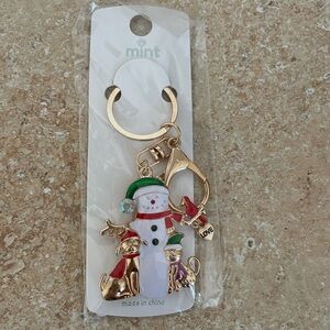 Mint Gold Snowman Keychain